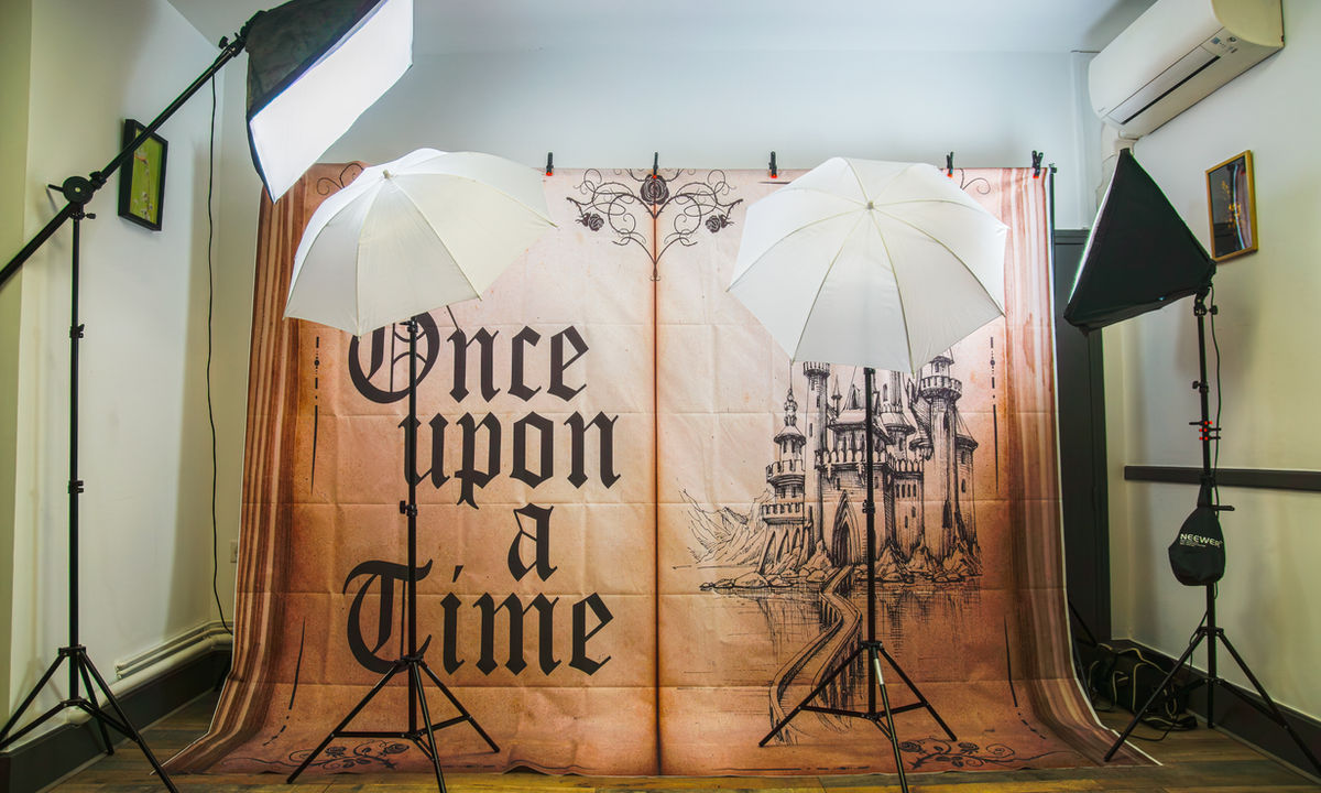 Salle réservée aux séances photo au studio